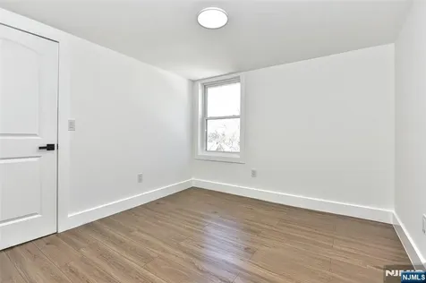 100 Chestnut Street Rochelle Park NJ 07662