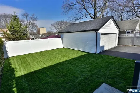 100 Chestnut Street Rochelle Park NJ 07662