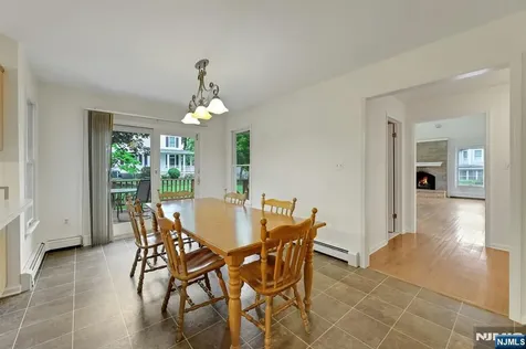 2 Rogers Court Midland Park NJ 07432