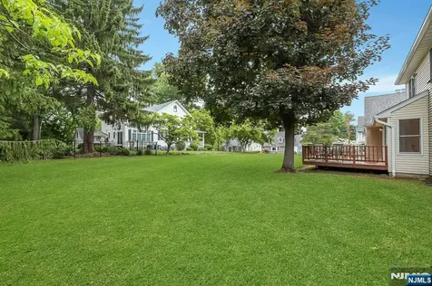 2 Rogers Court Midland Park NJ 07432