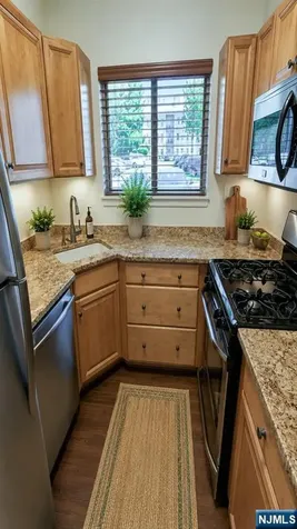 502 Brittany Drive Wayne NJ 07470