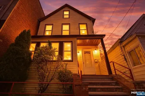 84 Center Street Clifton NJ 07011