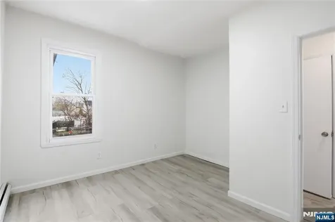 84 Center Street Clifton NJ 07011