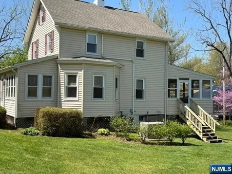 10 Bellows Lane Montville Township NJ 07082