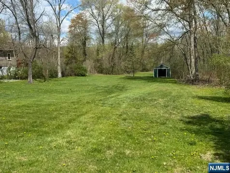 10 Bellows Lane Montville Township NJ 07082