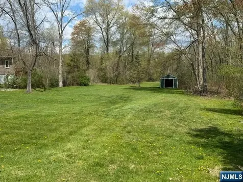 10 Bellows Lane Montville Township NJ 07082
