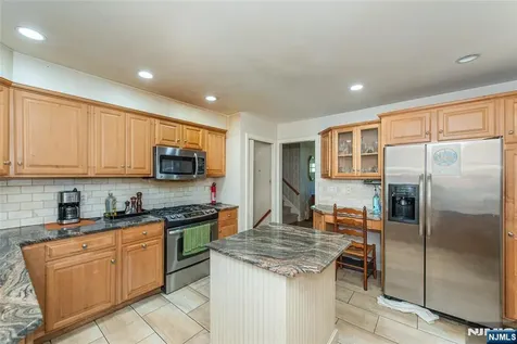 17 Morningside Circle Little Falls NJ 07424