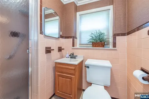 17 Morningside Circle Little Falls NJ 07424