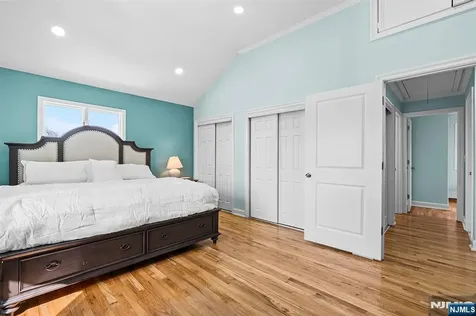70 Coger Saddle Brook NJ 07663