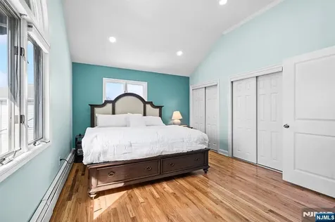 70 Coger Saddle Brook NJ 07663