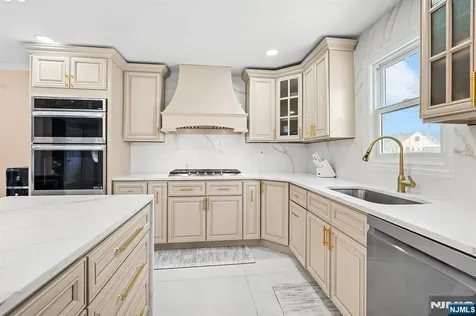 70 Coger Saddle Brook NJ 07663