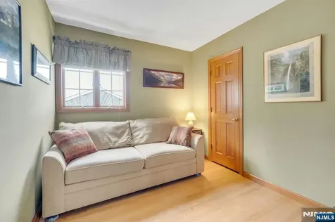 245 Coupe Place North Arlington NJ 07031