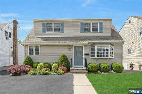 245 Coupe Place North Arlington NJ 07031
