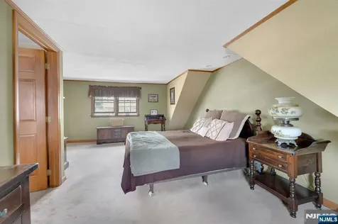 245 Coupe Place North Arlington NJ 07031