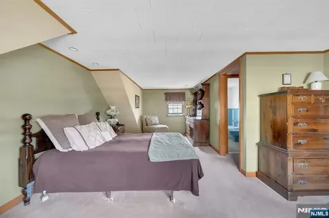 245 Coupe Place North Arlington NJ 07031