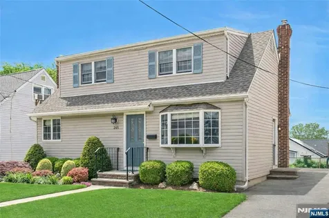 245 Coupe Place North Arlington NJ 07031