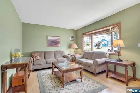 245 Coupe Place North Arlington NJ 07031