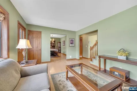 245 Coupe Place North Arlington NJ 07031
