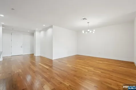 1 Executive Fort Lee NJ 07024