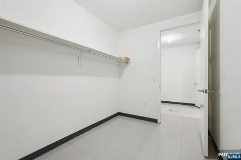 1 Executive Fort Lee NJ 07024