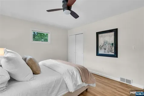 46 Rafkind Road Bloomingdale NJ 07403