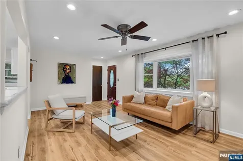 46 Rafkind Road Bloomingdale NJ 07403