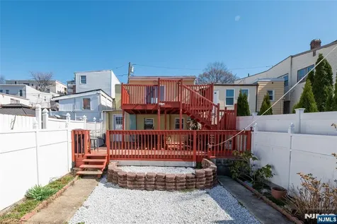 4319 Durham Avenue North Bergen NJ 07047