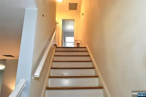 5-65 Elmwood Terrace Elmwood Park NJ 07407