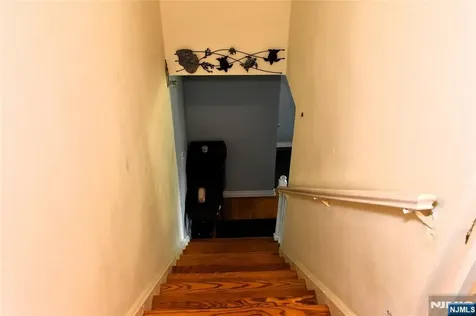 5-65 Elmwood Terrace Elmwood Park NJ 07407
