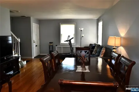 5-65 Elmwood Terrace Elmwood Park NJ 07407