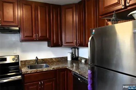 5-65 Elmwood Terrace Elmwood Park NJ 07407