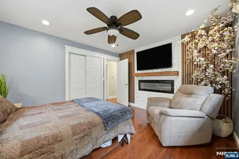 52 Barbara Drive Pompton Lakes NJ 07442
