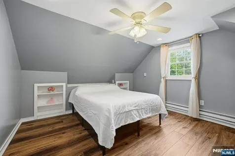 52 Barbara Drive Pompton Lakes NJ 07442