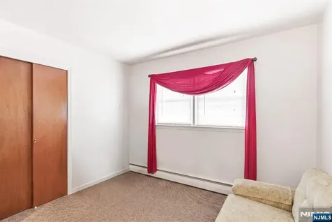 126 Franklin Terrace Irvington NJ 07111
