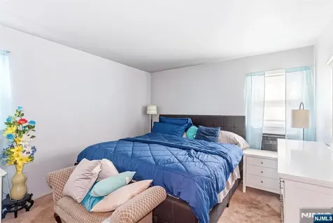 126 Franklin Terrace Irvington NJ 07111