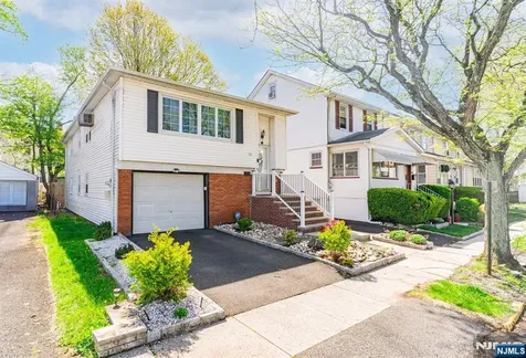 126 Franklin Terrace Irvington NJ 07111