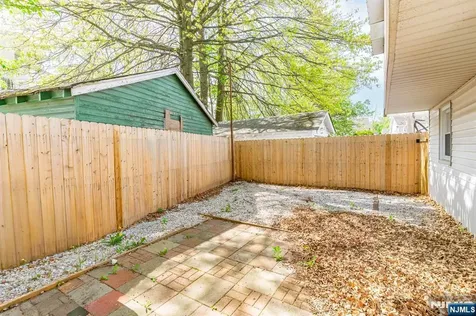 126 Franklin Terrace Irvington NJ 07111