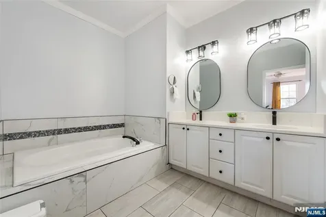 28 George Russell Way Clifton NJ 07013