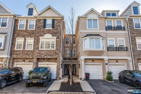 28 George Russell Way Clifton NJ 07013