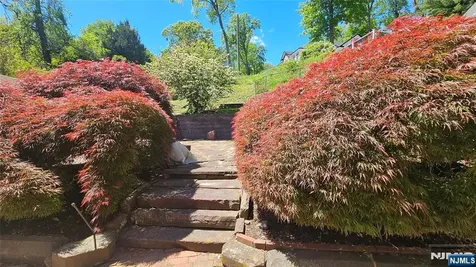 437 Southside Avenue Haledon NJ 07508