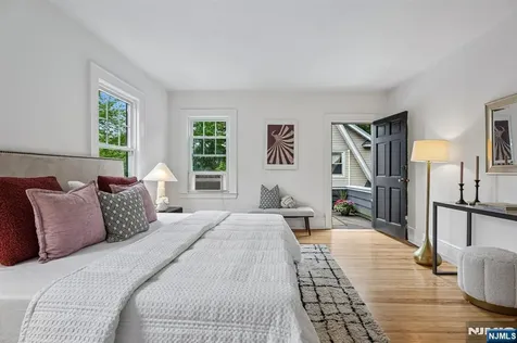 108 Oakview Avenue Maplewood NJ 07040