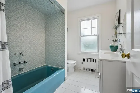 108 Oakview Avenue Maplewood NJ 07040