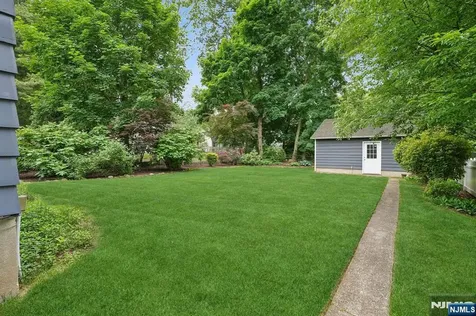 108 Oakview Avenue Maplewood NJ 07040