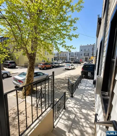 7 Pierce Avenue Jersey City NJ 07307