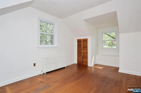1806 Palisade Avenue Teaneck NJ 07666