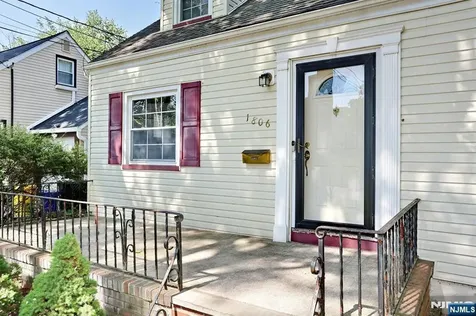 1806 Palisade Avenue Teaneck NJ 07666