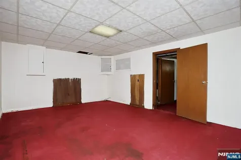 1806 Palisade Avenue Teaneck NJ 07666