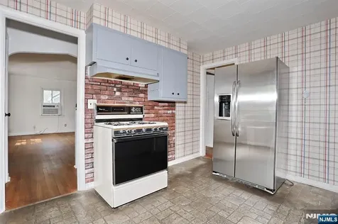 1806 Palisade Avenue Teaneck NJ 07666