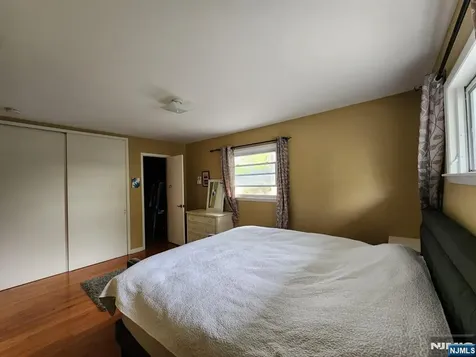 20 Elmwood Terrace Cresskill NJ 07626