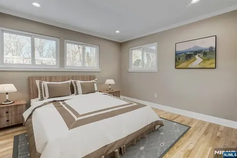 16 Cypress Peak Lane Montvale NJ 07645